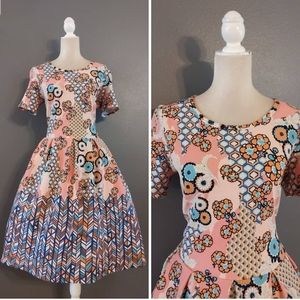 Lularoe Amelia in pink floral and honeycomb print in size 2X